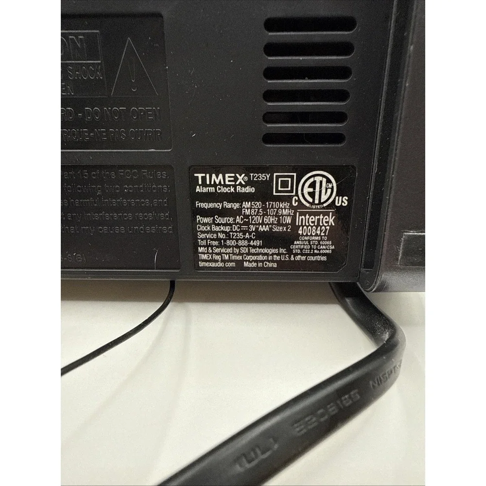 Timex T235Y Dual Alarm AM/FM Clock Radio Black & Grey Trim w/ Jumbo Red Numbers